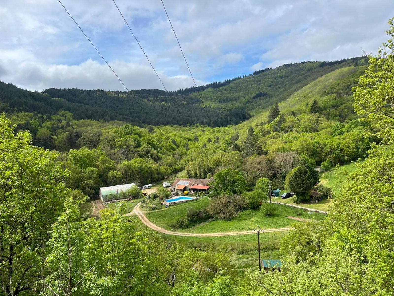 Ferme Les Therondels Saint-Pons-de-Thomieres エクステリア 写真