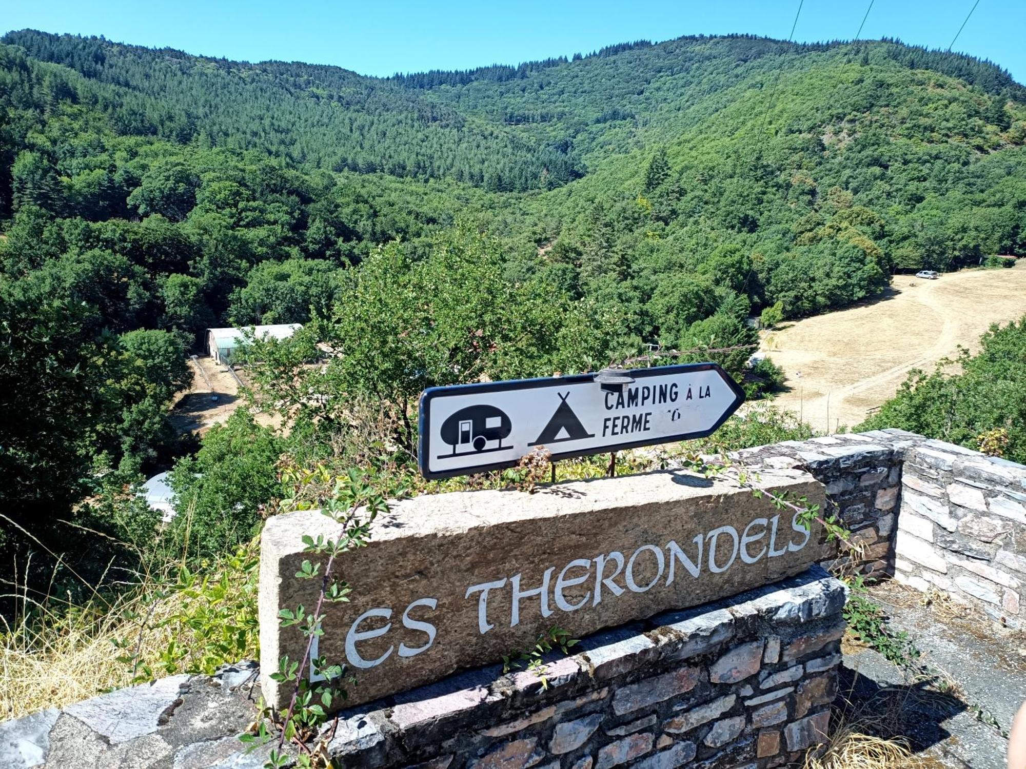 Ferme Les Therondels Saint-Pons-de-Thomieres エクステリア 写真