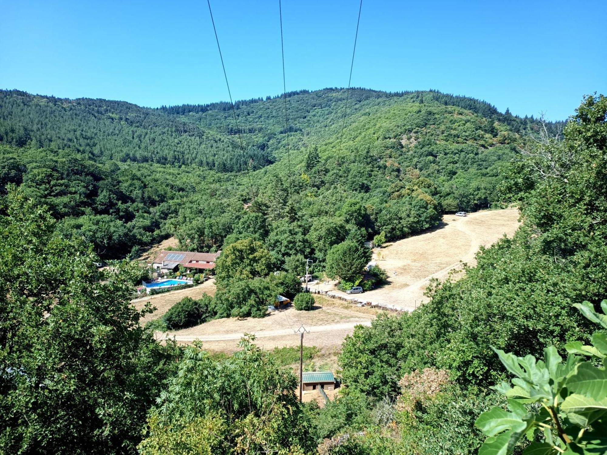 Ferme Les Therondels Saint-Pons-de-Thomieres エクステリア 写真
